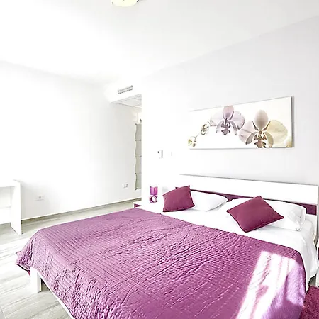 Tatil Evi Splendid Holiday Homepula Pula