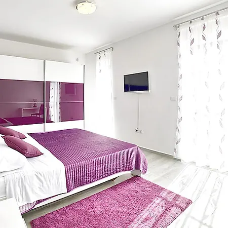بيت للعطل Splendid Holiday Homepula بولا