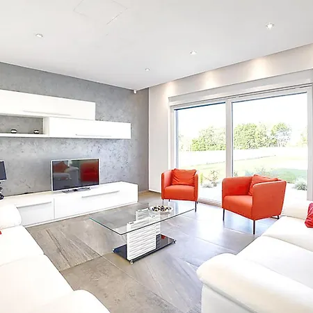 بيت للعطل Splendid Holiday Homepula